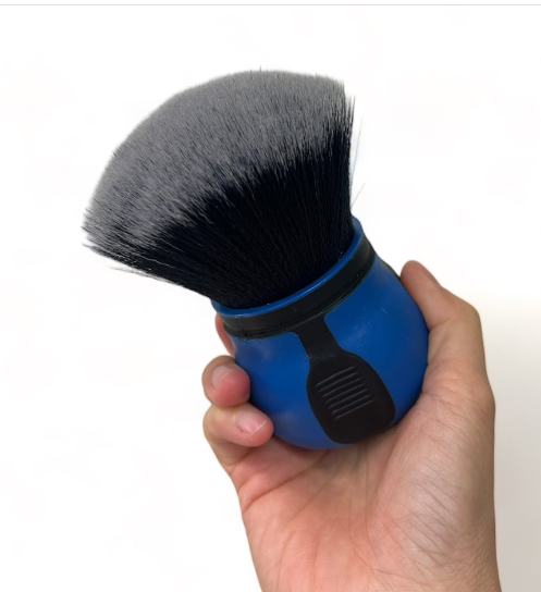 RoundHead Screen Monitor Fluffy Detailing Brush, Blue