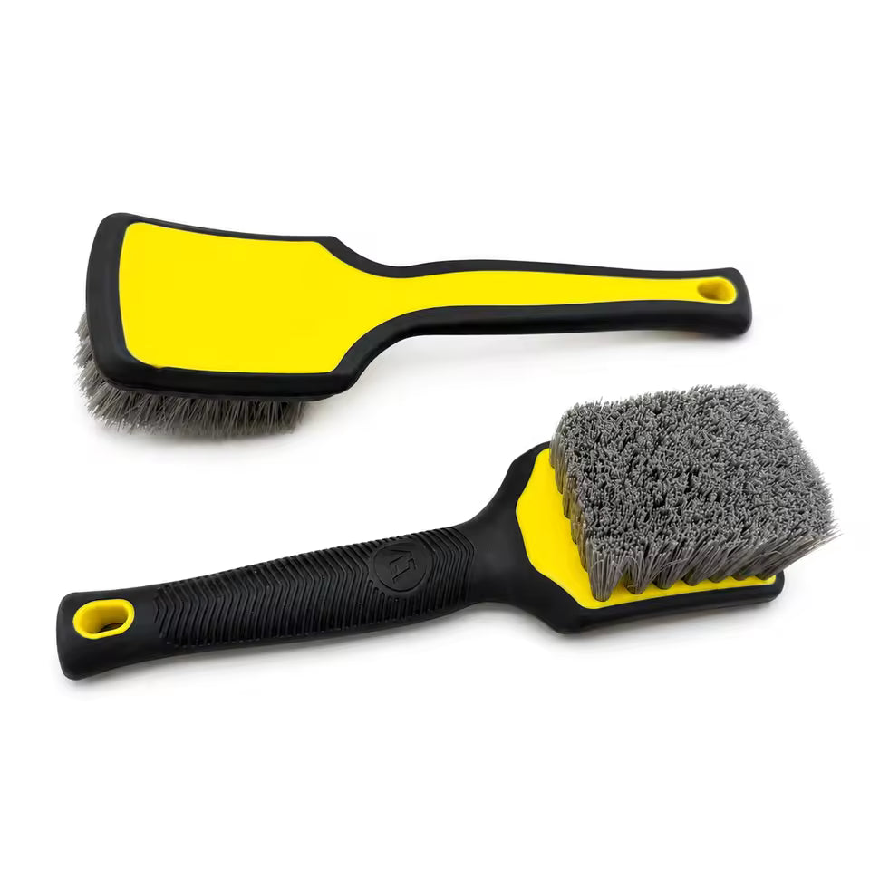 SP Tire Scrub Brush | Yellow/Black